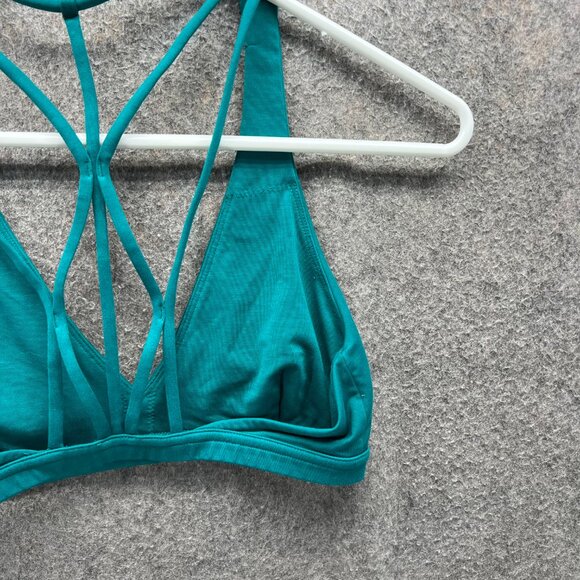 Lululemon Sports Bra Women 4 Teal Blue Free to Be Wild Strappy Back Yoga Active - Picture 8 of 10